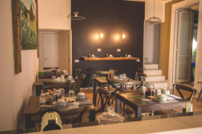  Palazzo della Loggia B&B  Неаполь